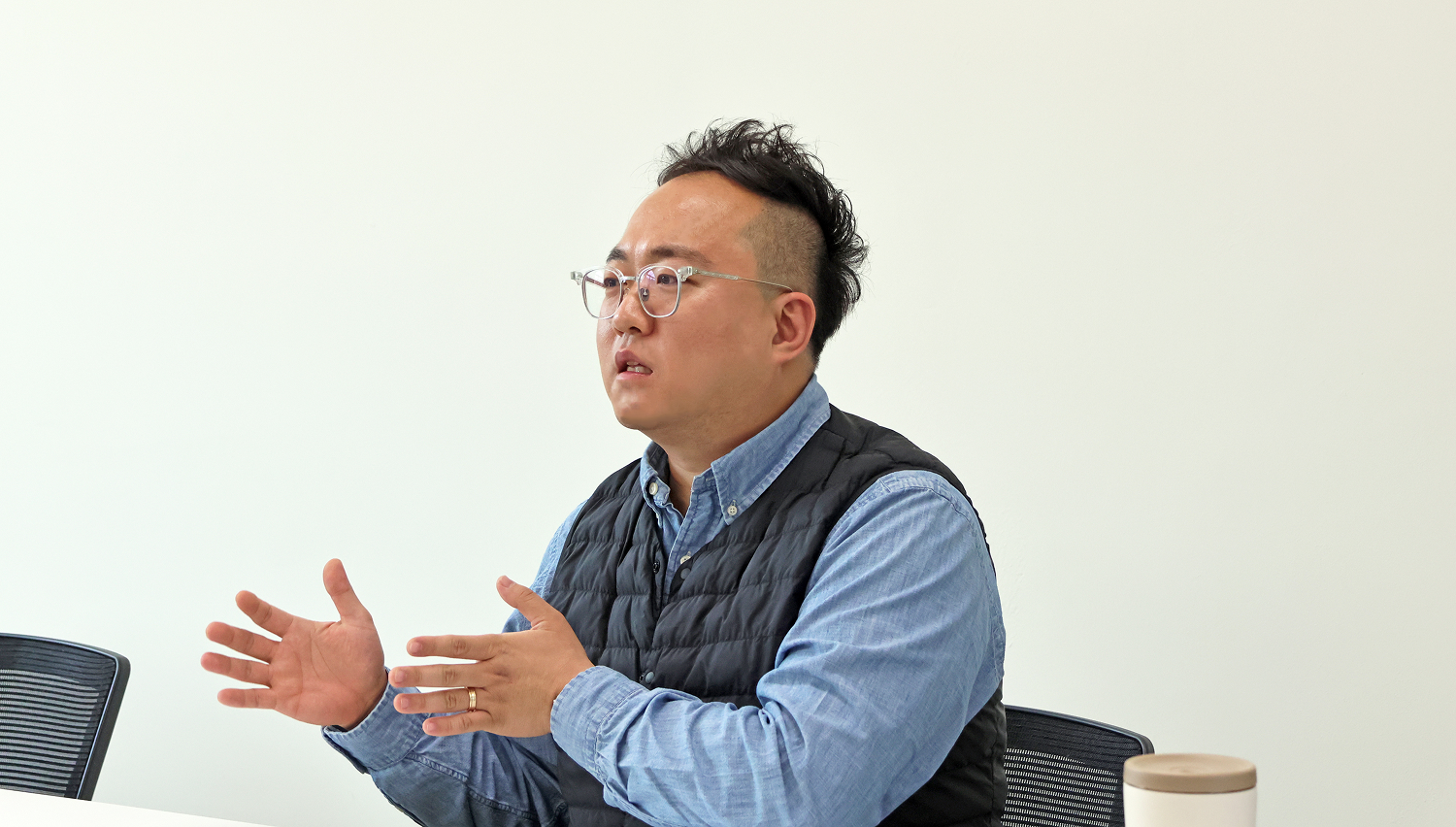 네이버웍스 도입 과정을 설명하는 에가든 김태훈 대표이사